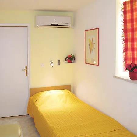 Haus Herminka 112s * Rabac